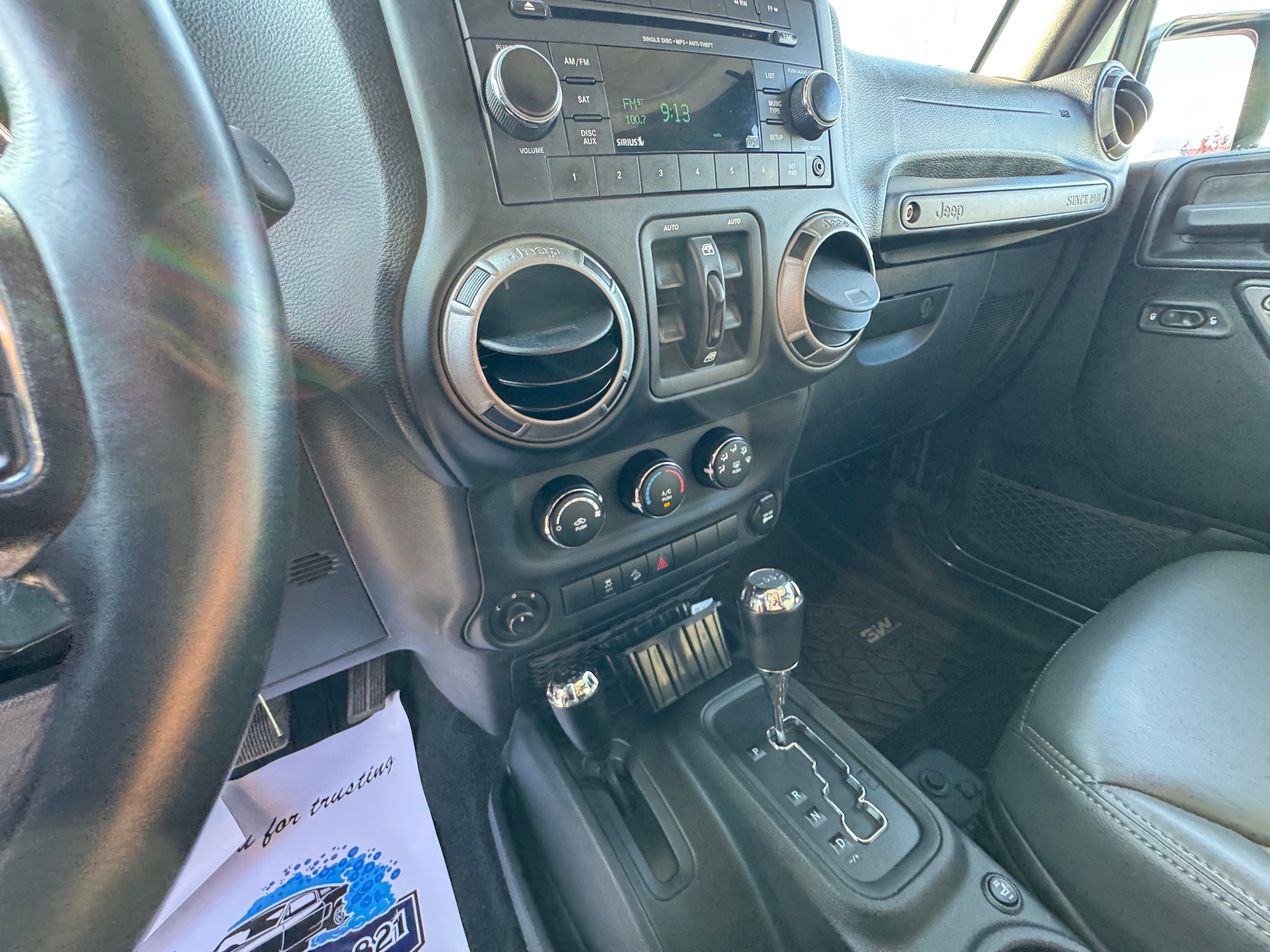2017 Jeep Wrangler Unlimited Sport