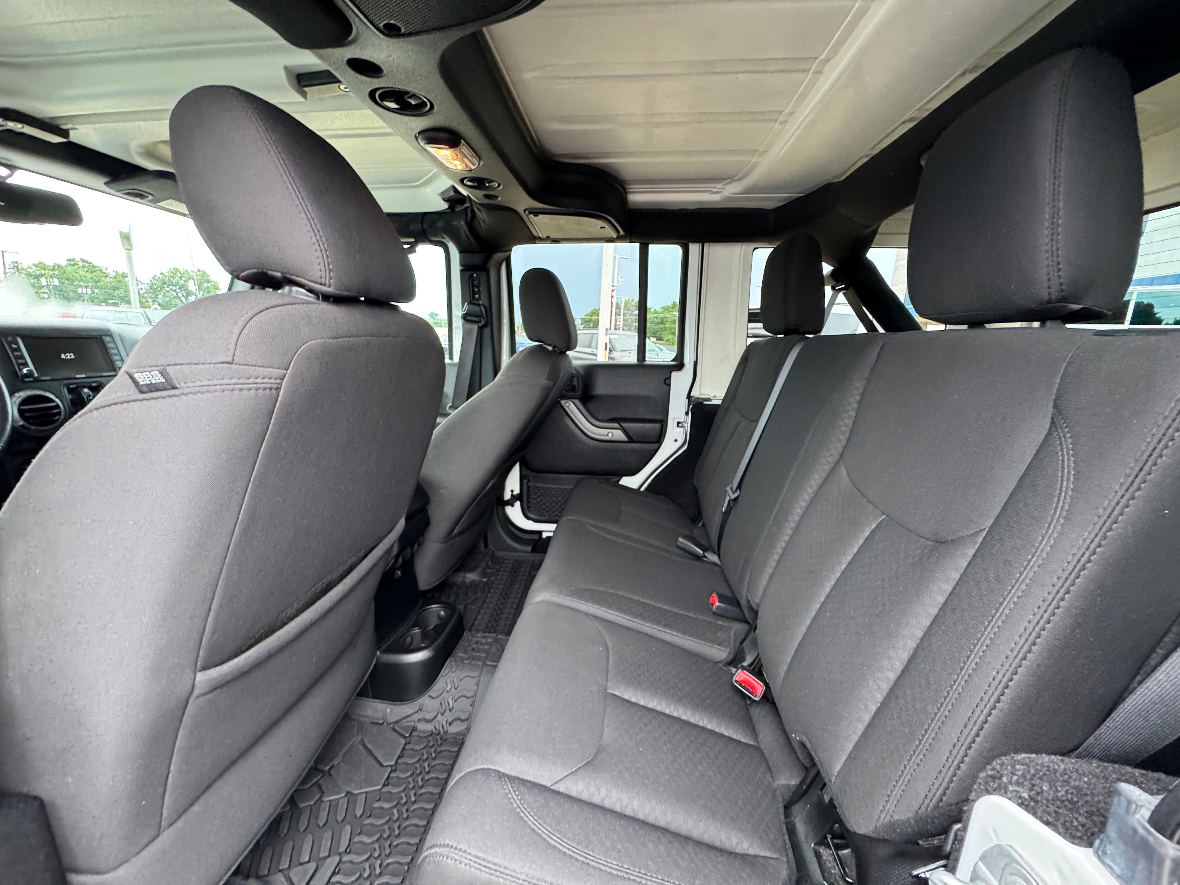 2017 Jeep Wrangler Unlimited Sport 24S pkg