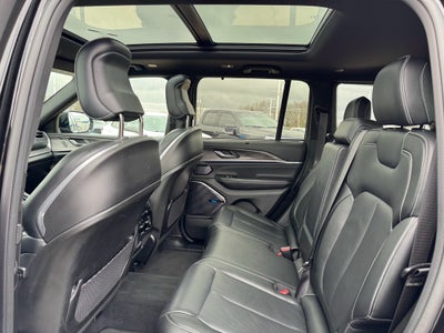 2022 Jeep Grand Cherokee Overland 4WD