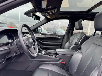 2022 Jeep Grand Cherokee Overland 4WD