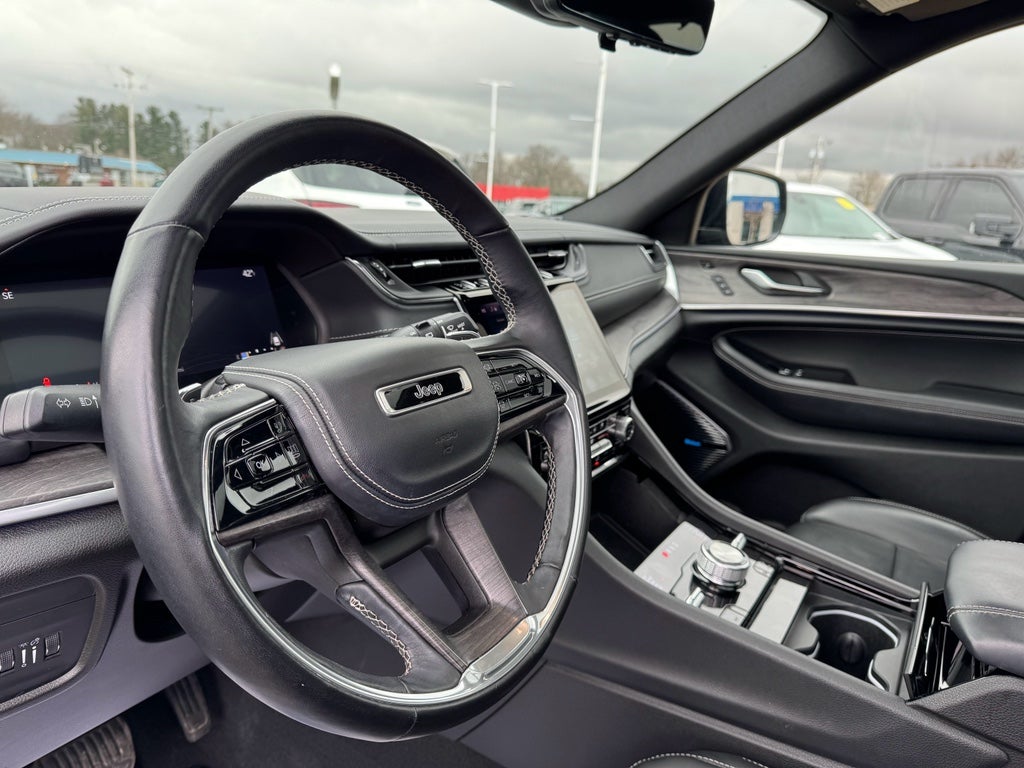 2022 Jeep Grand Cherokee Overland 4WD