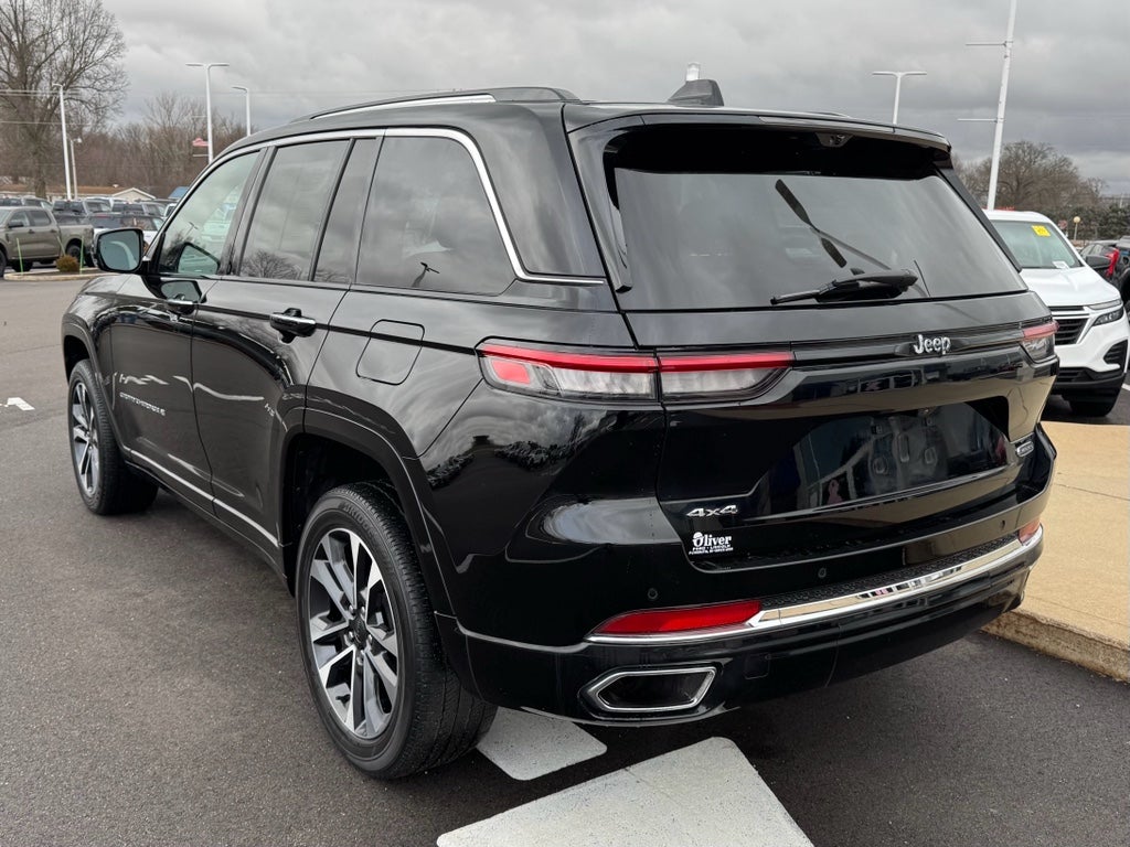 2022 Jeep Grand Cherokee Overland 4WD