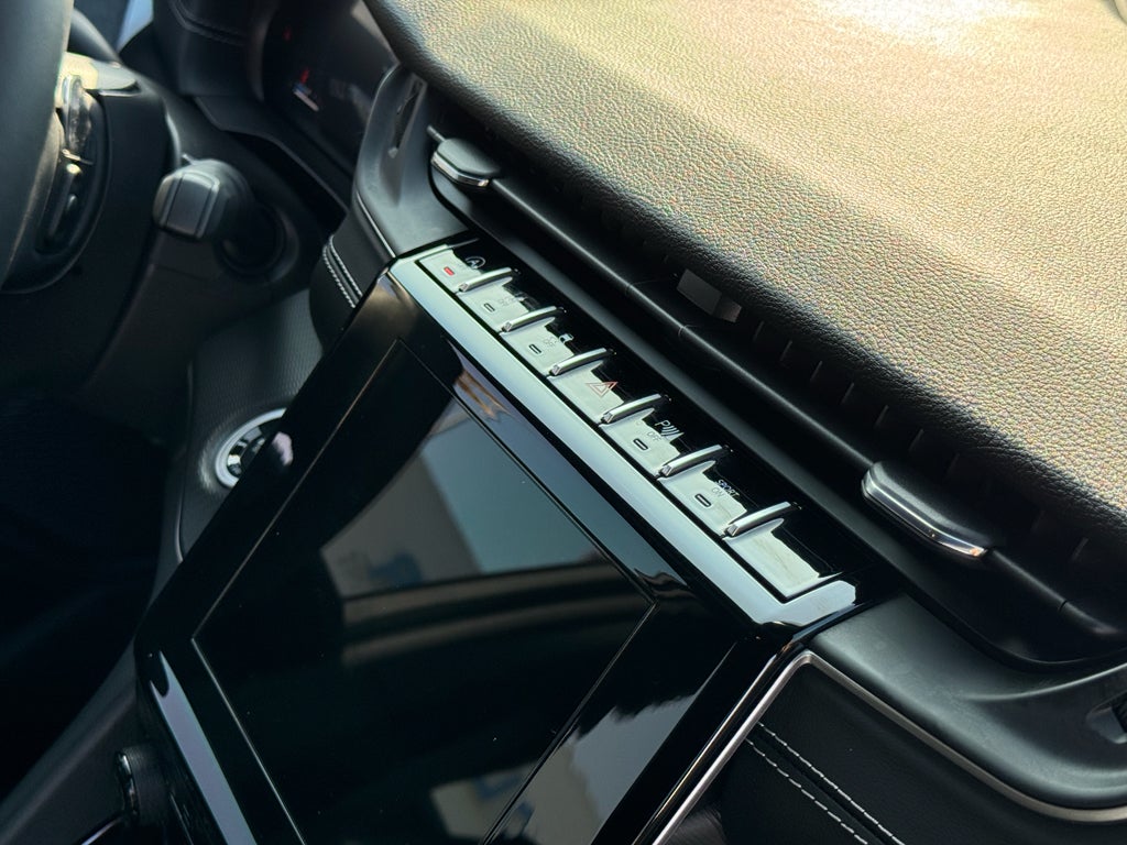 2023 Jeep Grand Cherokee L Altitude 4WD