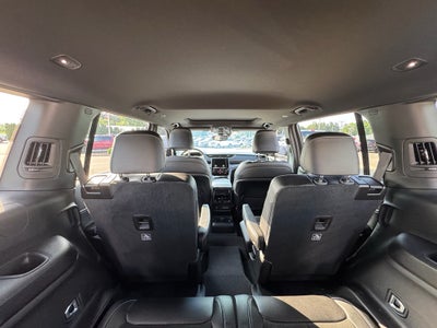 2023 Jeep Grand Cherokee L Altitude 4WD