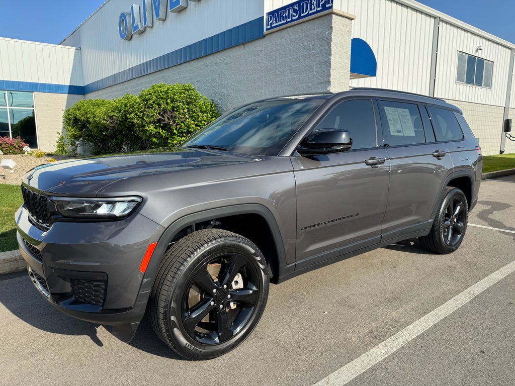 2023 Jeep Grand Cherokee L Altitude 4WD