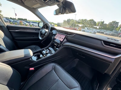 2022 Jeep Grand Cherokee L Limited 4WD