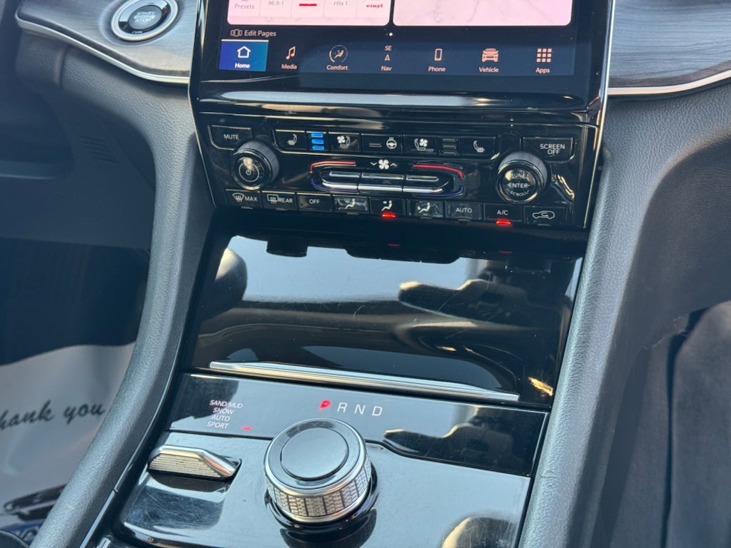 2022 Jeep Grand Cherokee L Limited 4WD