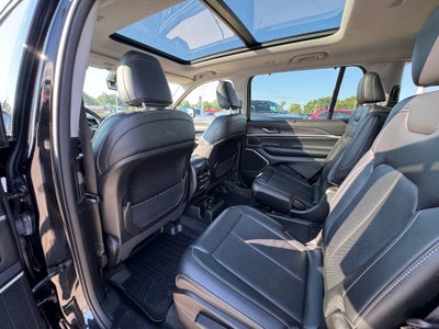 2022 Jeep Grand Cherokee L Limited 4WD