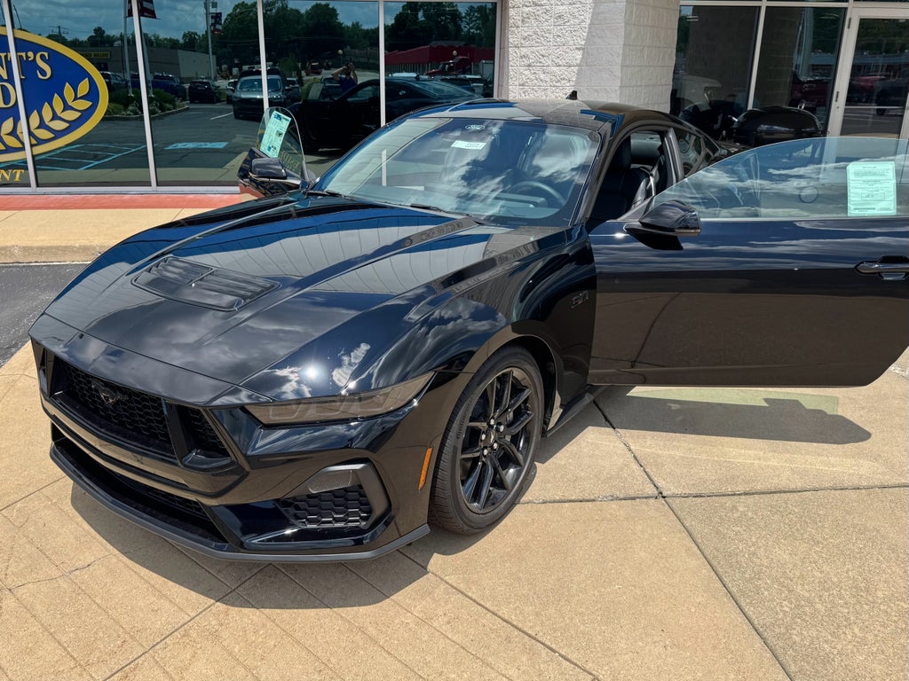 2025 Ford Mustang GT Coupe Premium