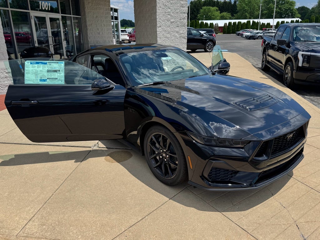 2025 Ford Mustang GT Coupe Premium