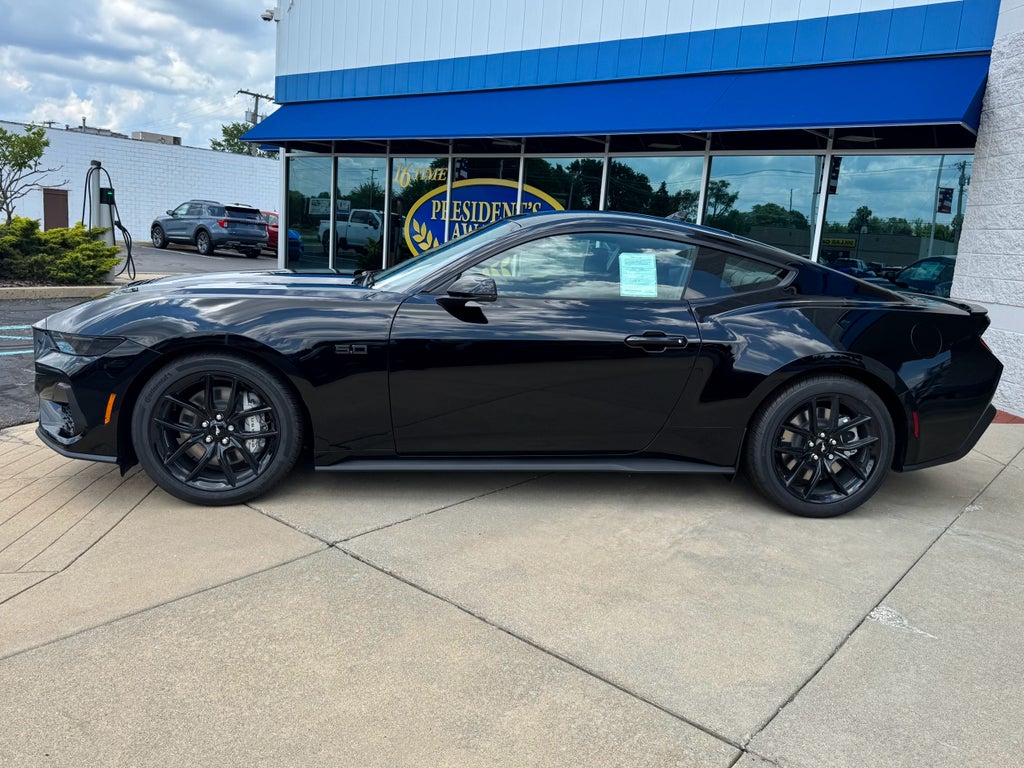 2025 Ford Mustang GT Coupe Premium