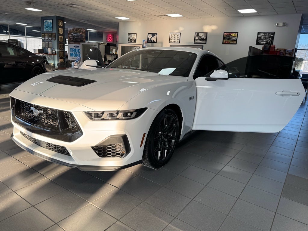 2024 Ford Mustang GT Premium