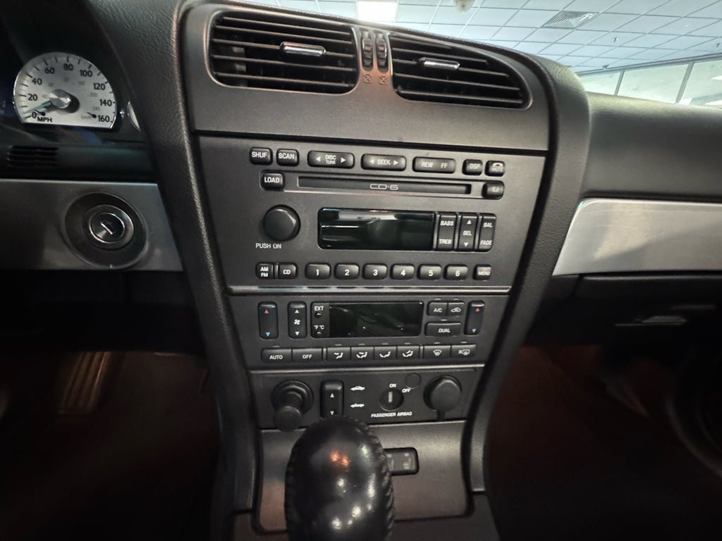 2003 Ford Thunderbird Premium