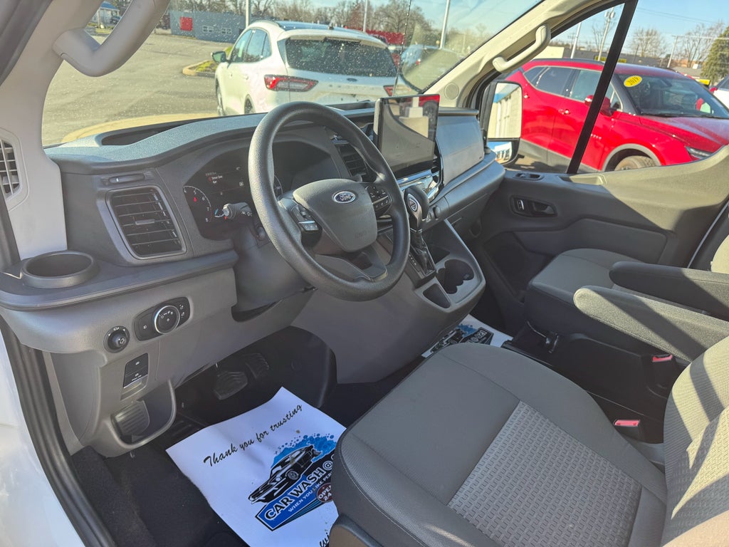 2024 Ford Transit Wagon XLT RWD