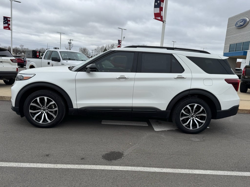 2021 Ford Explorer ST
