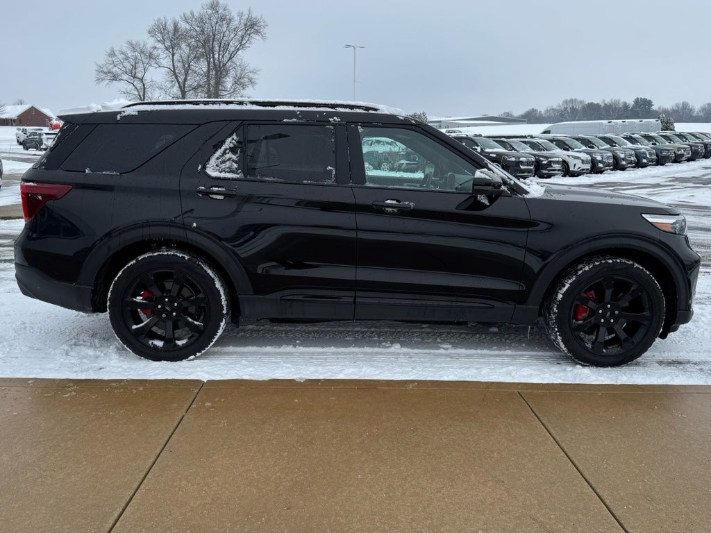 2023 Ford Explorer ST 4WD