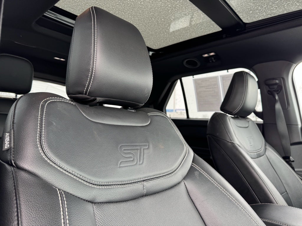 2023 Ford Explorer ST 4WD