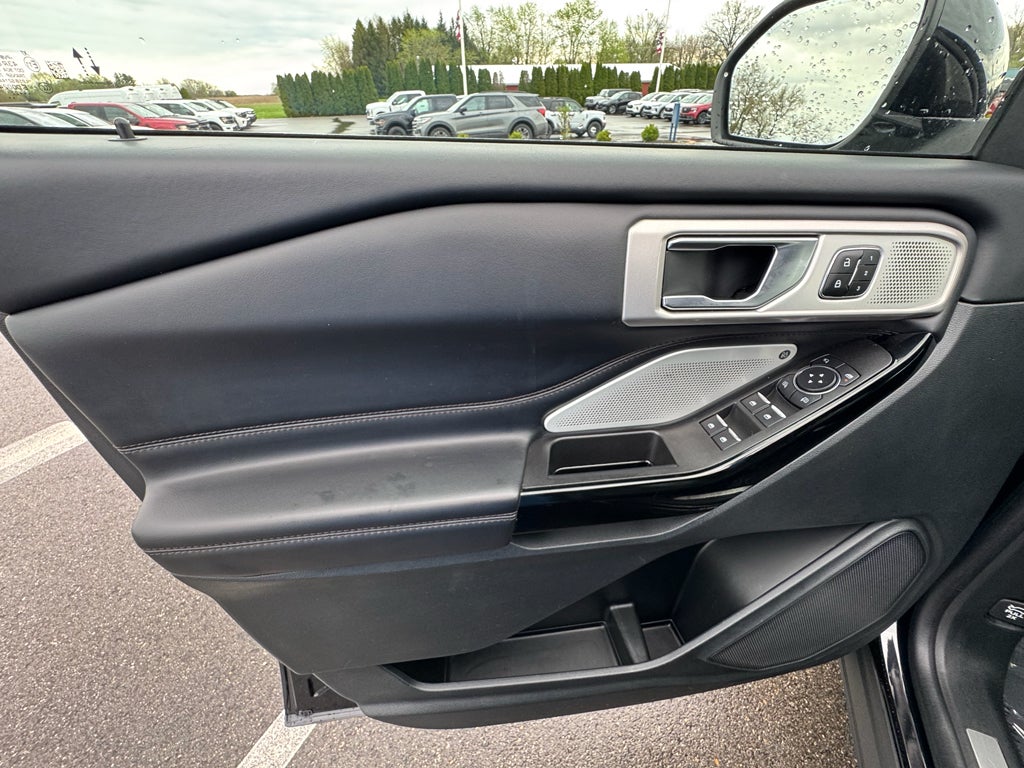 2022 Ford Explorer Platinum 4WD