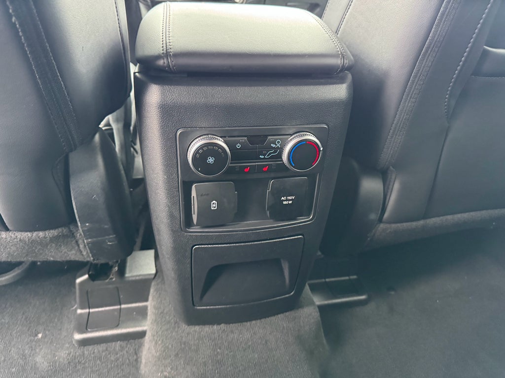 2022 Ford Explorer Platinum 4WD