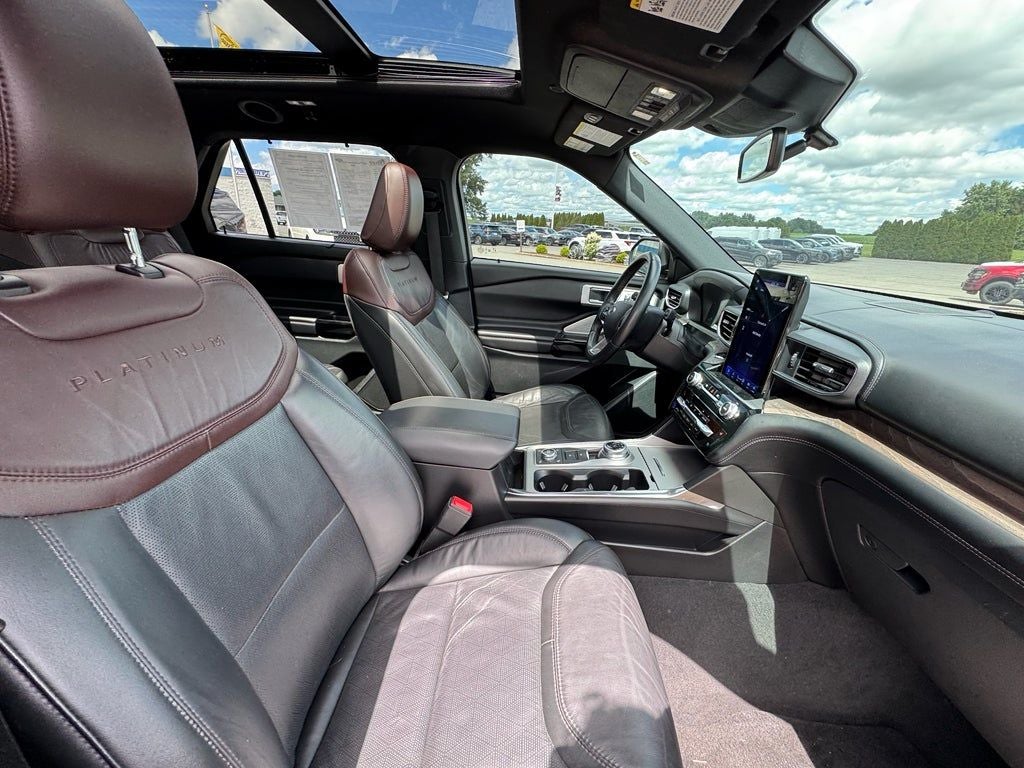2022 Ford Explorer Platinum