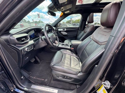 2022 Ford Explorer Platinum