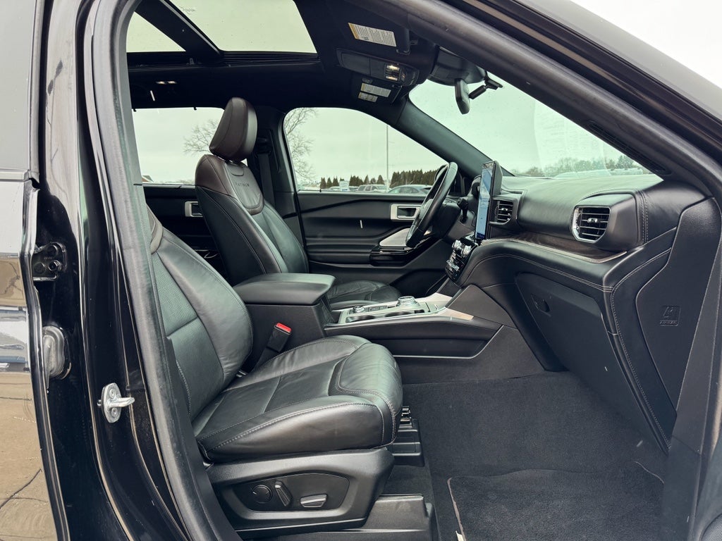 2022 Ford Explorer Platinum 4WD