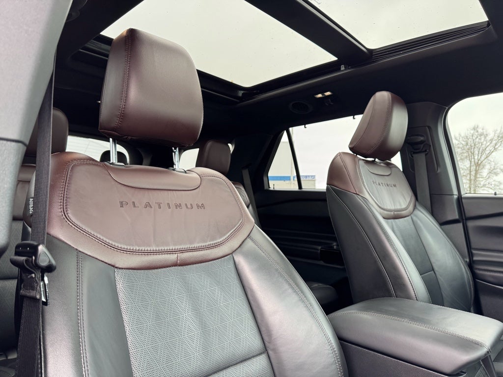 2022 Ford Explorer Platinum 4WD