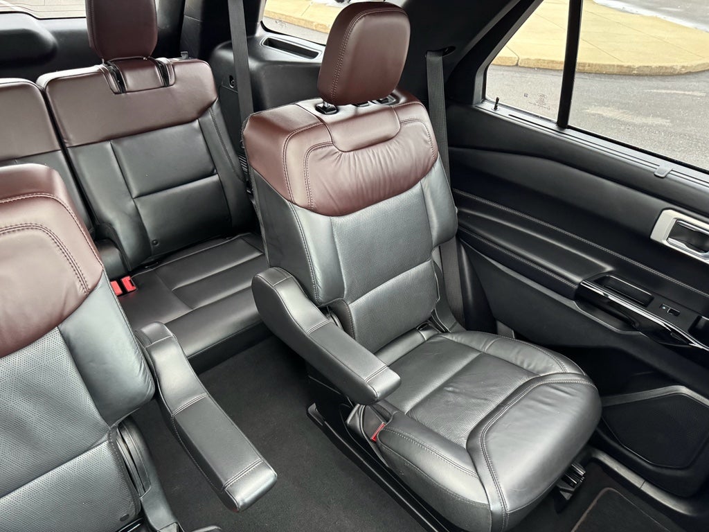 2022 Ford Explorer Platinum 4WD