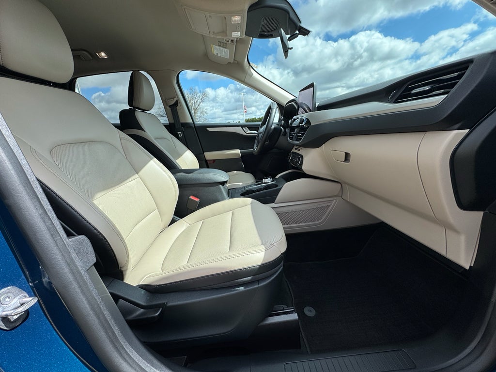 2020 Ford Escape SEL FWD