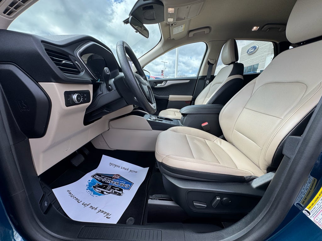 2020 Ford Escape SEL FWD