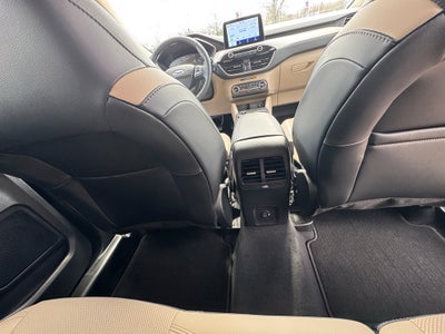 2020 Ford Escape SEL FWD