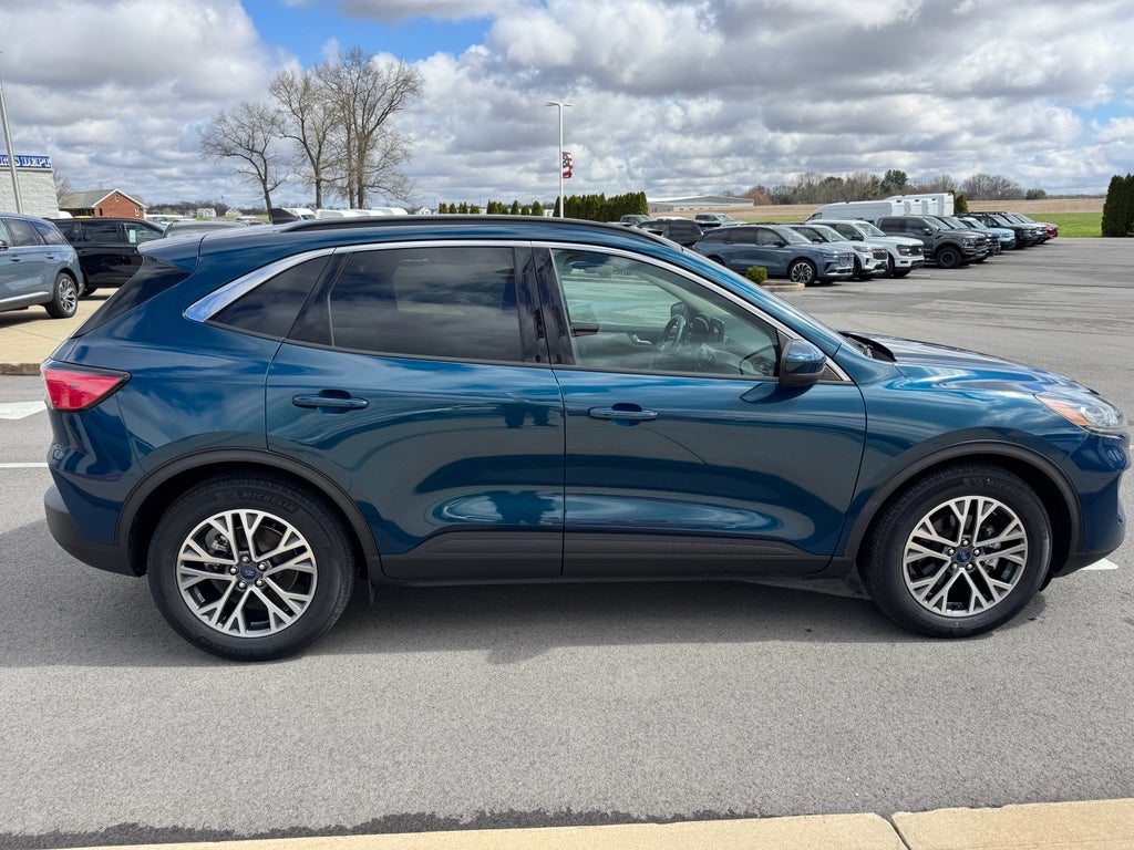 2020 Ford Escape SEL FWD