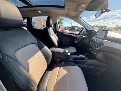 2021 Ford Escape Titanium 4WD
