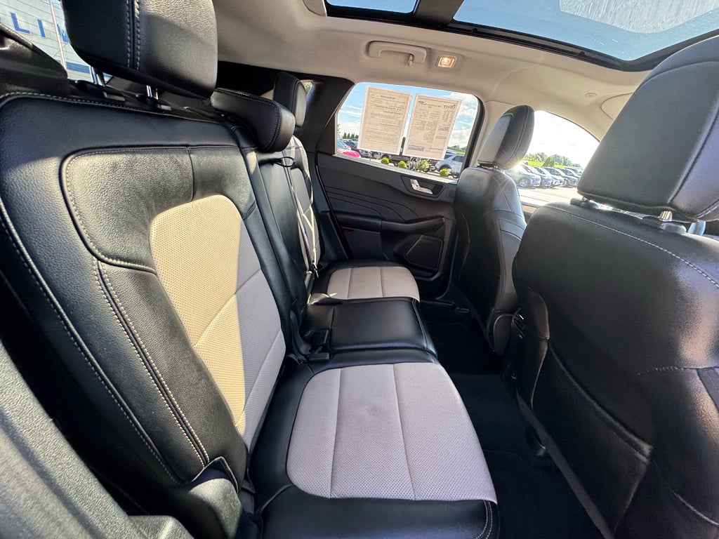 2021 Ford Escape Titanium 4WD