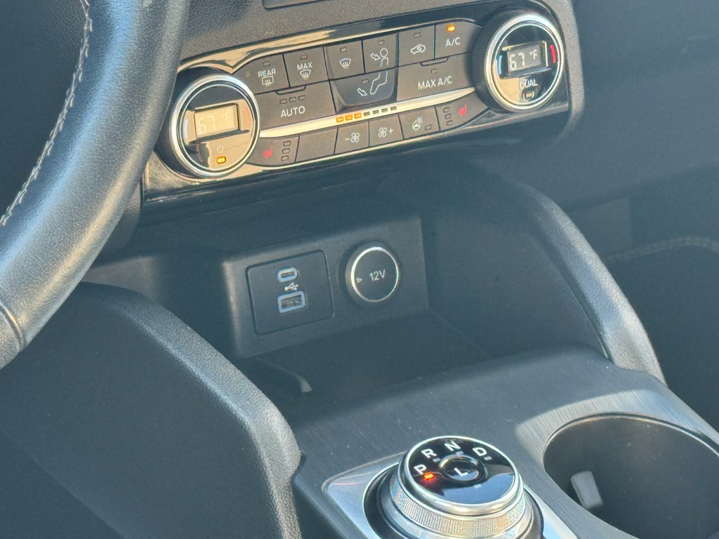 2021 Ford Escape Titanium 4WD