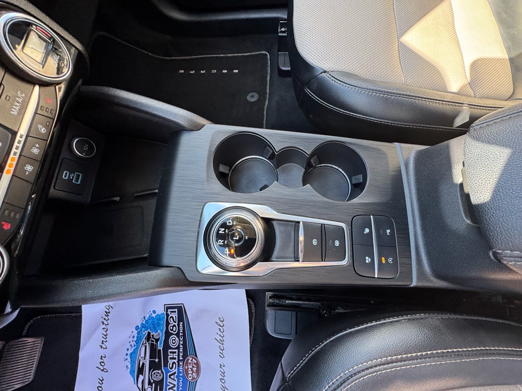 2021 Ford Escape Titanium 4WD