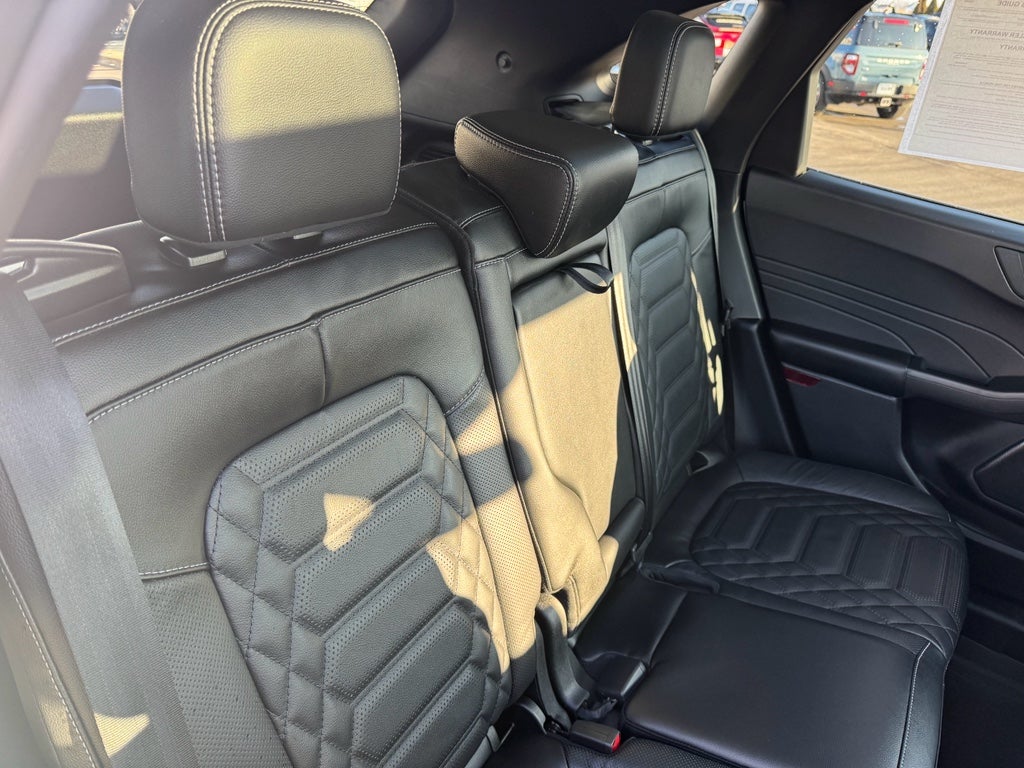 2023 Ford Escape Platinum AWD