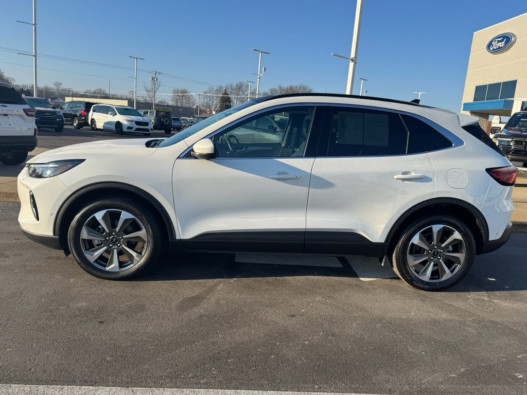 2023 Ford Escape Platinum AWD