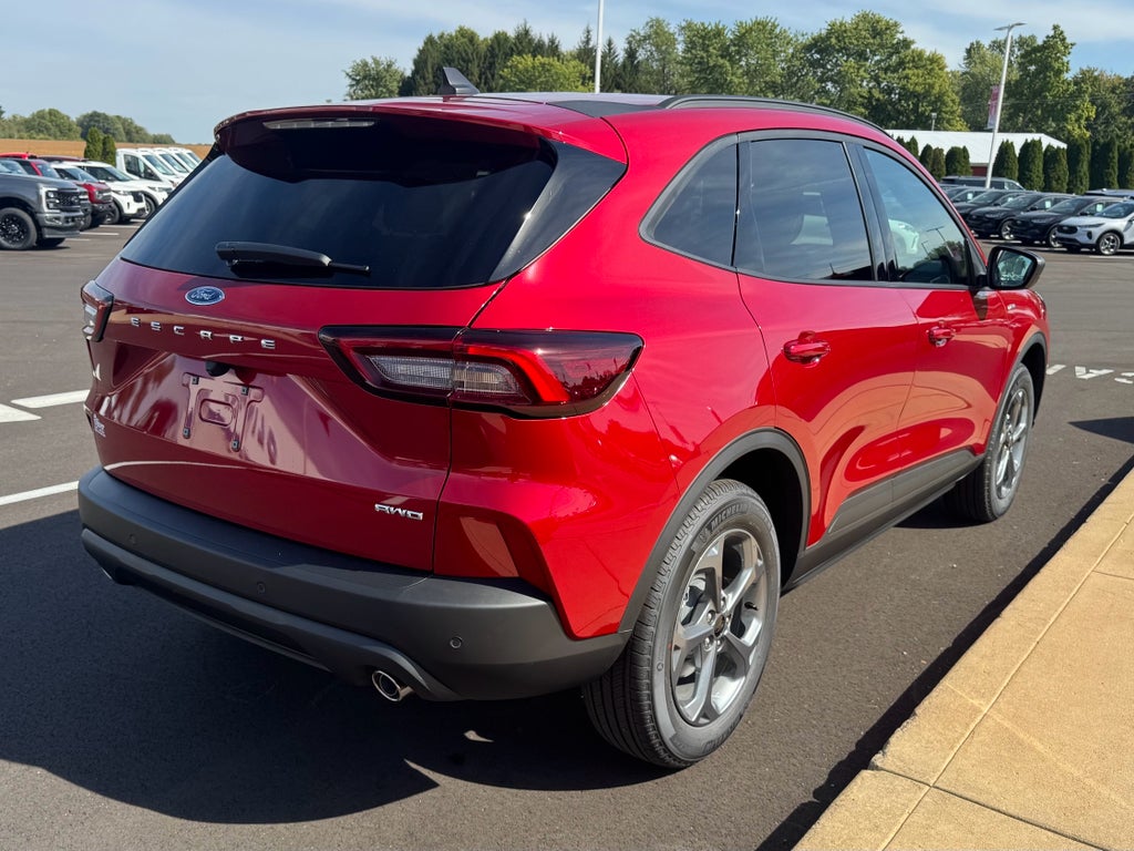 2026 Ford Escape ST-Line AWD