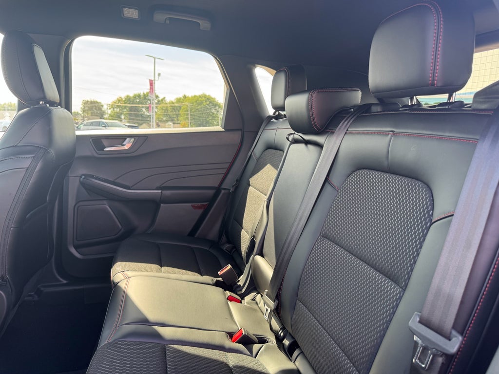 2026 Ford Escape ST-Line AWD