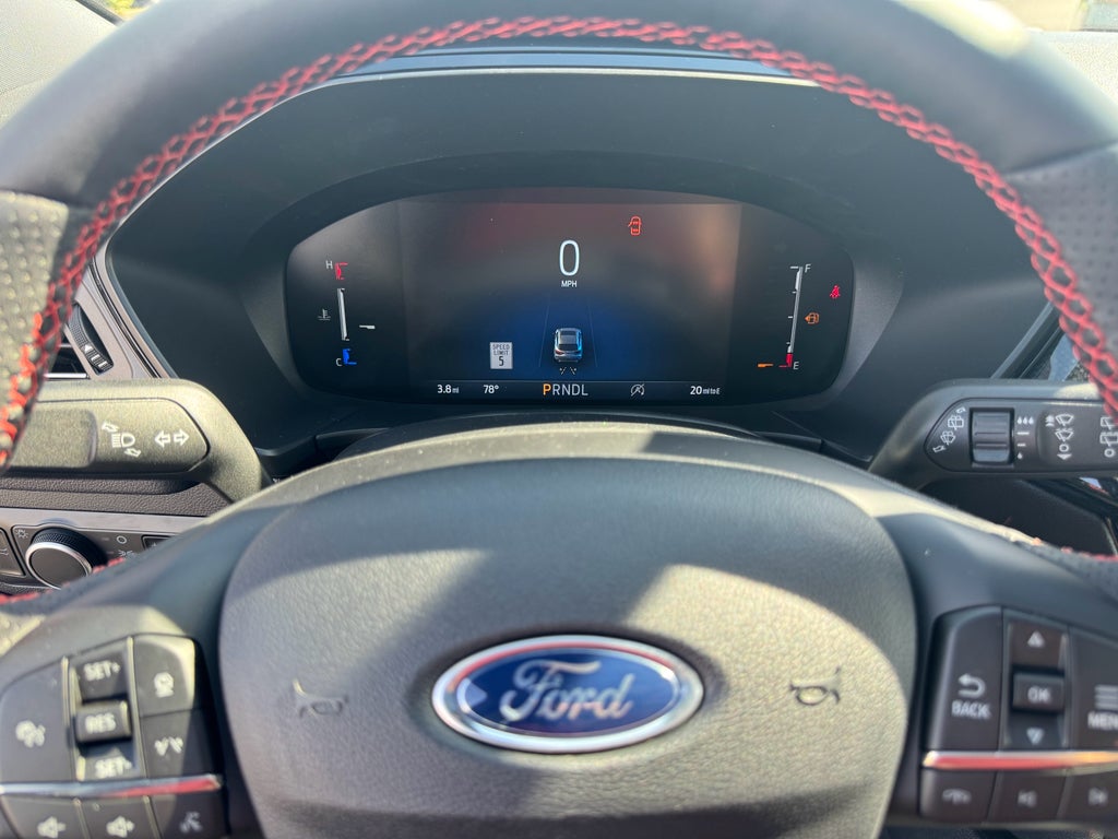 2026 Ford Escape ST-Line AWD