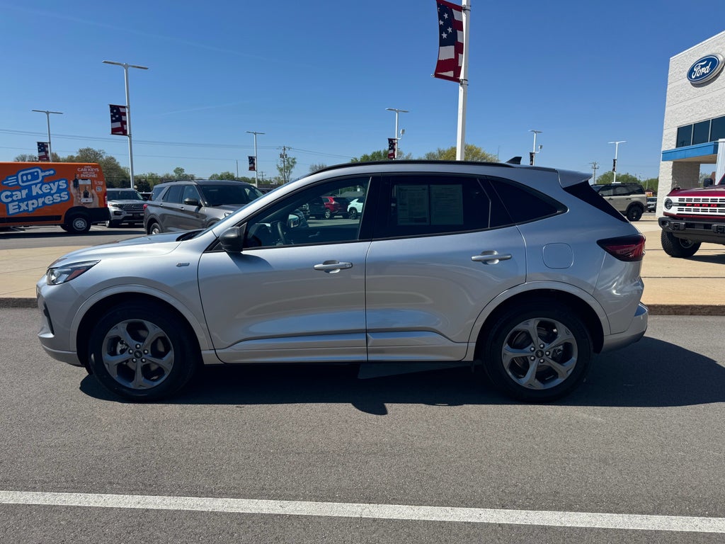 2023 Ford Escape ST-Line AWD