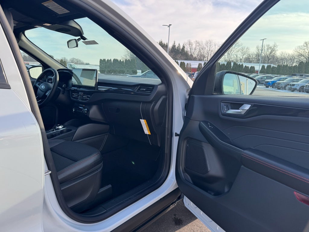 2026 Ford Escape ST-Line AWD