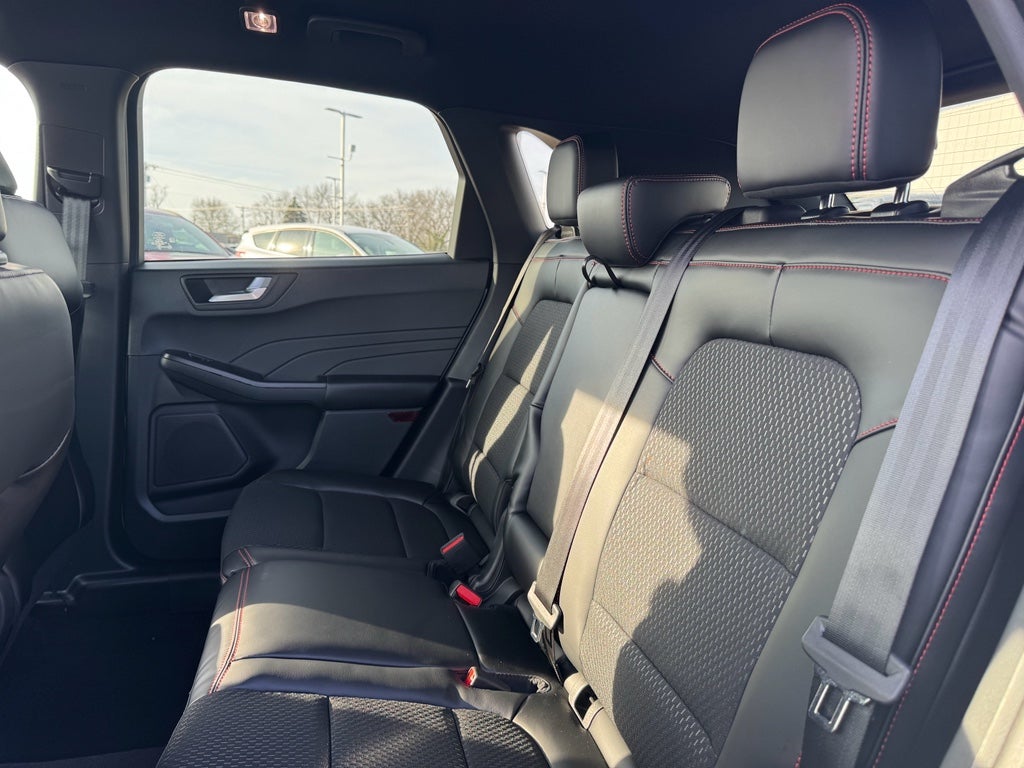 2026 Ford Escape ST-Line AWD