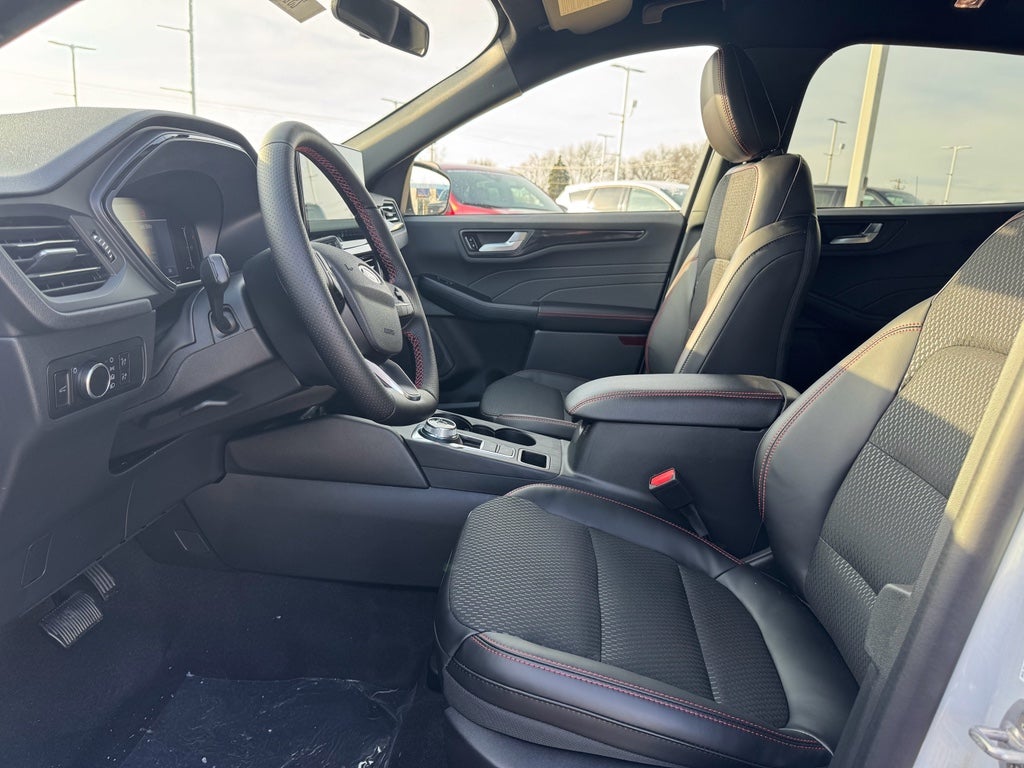 2026 Ford Escape ST-Line AWD