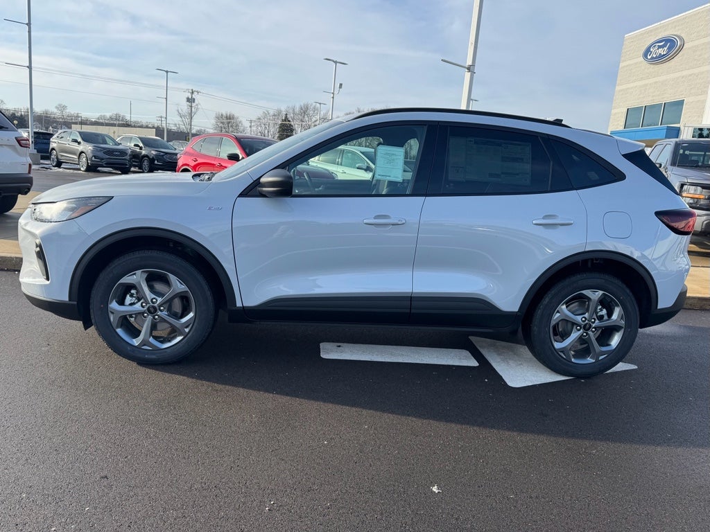 2026 Ford Escape ST-Line AWD