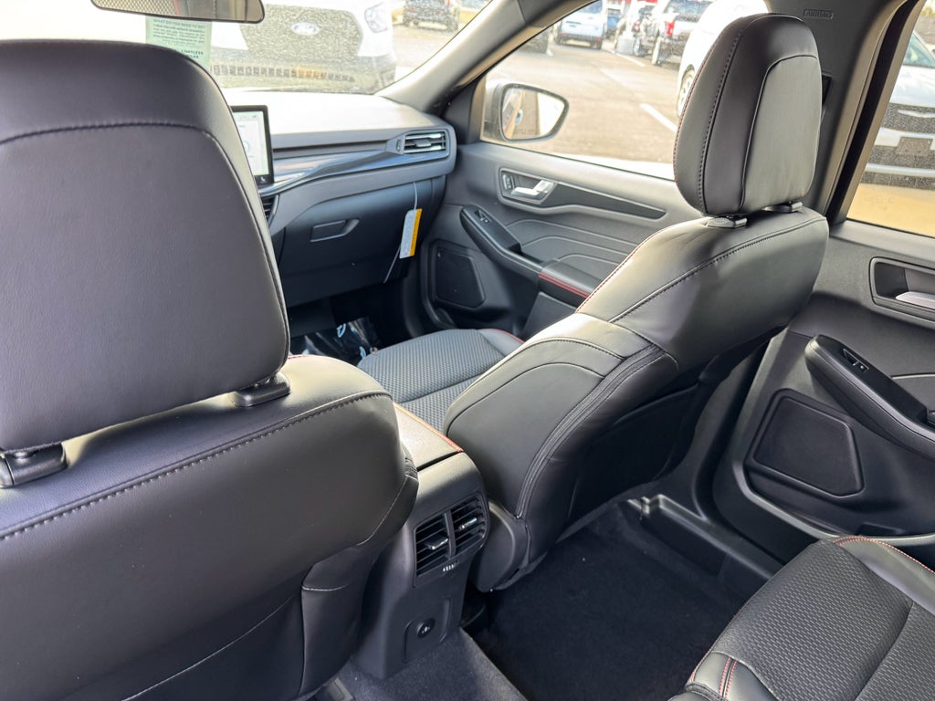 2026 Ford Escape ST-Line AWD