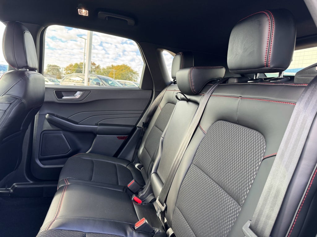 2026 Ford Escape ST-Line AWD