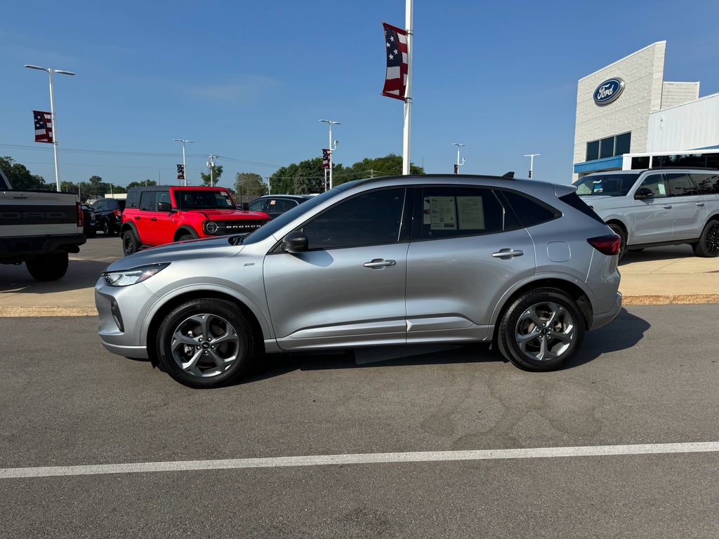 2023 Ford Escape ST-Line AWD