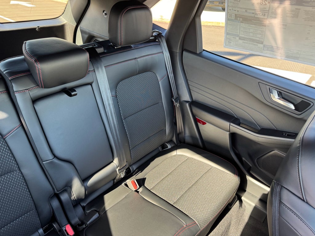 2026 Ford Escape ST-Line AWD